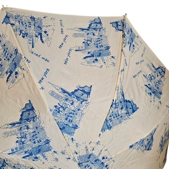 Vintage NEW YORK CITY Skyline‎ Compact Rain Umbrella 32” Wood Handle Cream - Picture 2 of 9